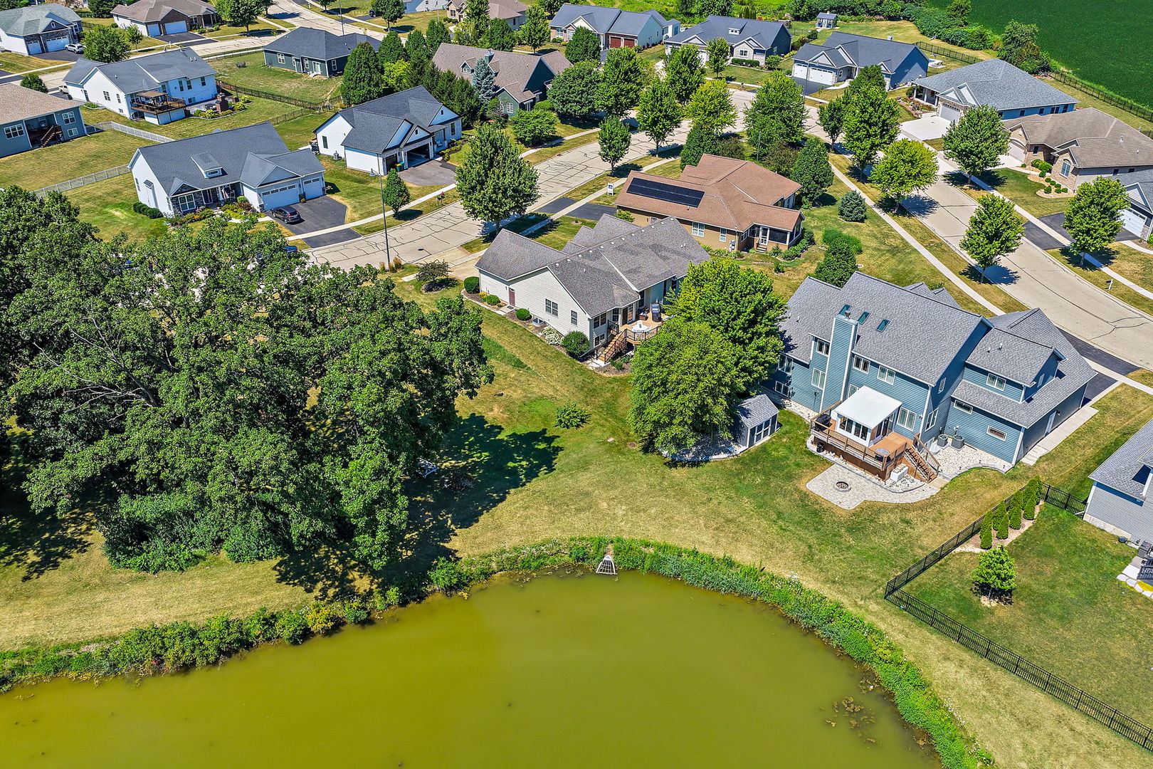 main property photo 38