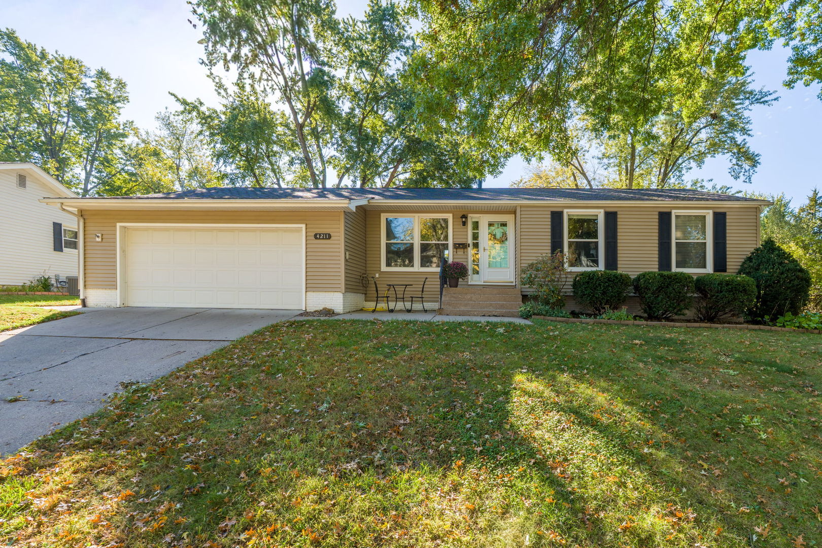 main property photo 0
