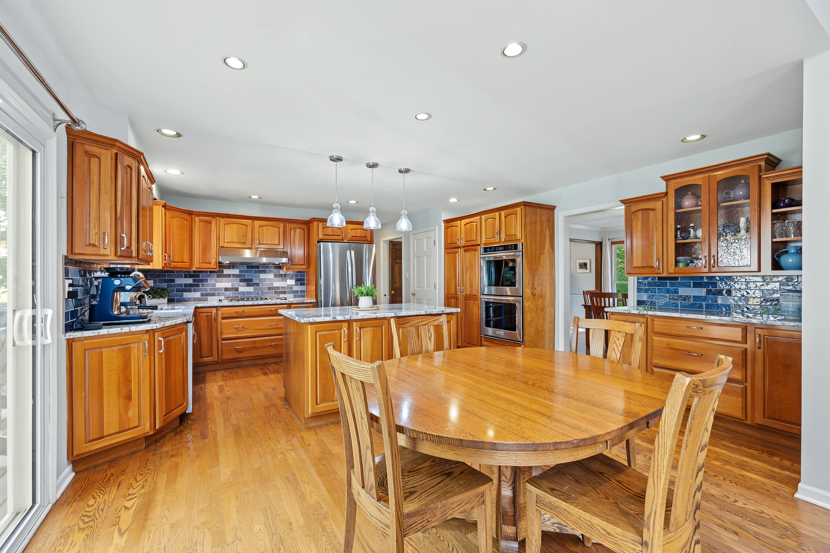 main property photo 11