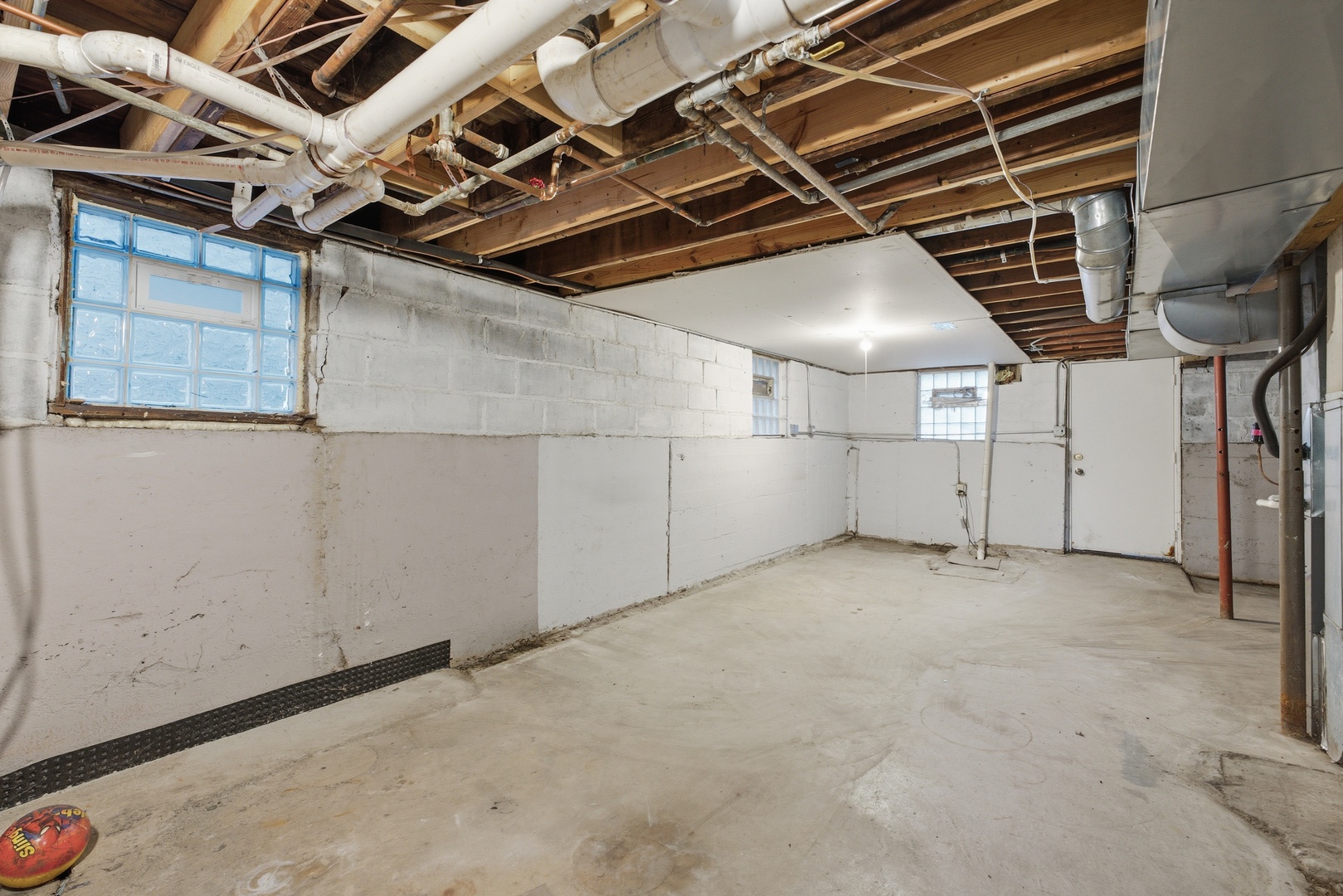 main property photo 21