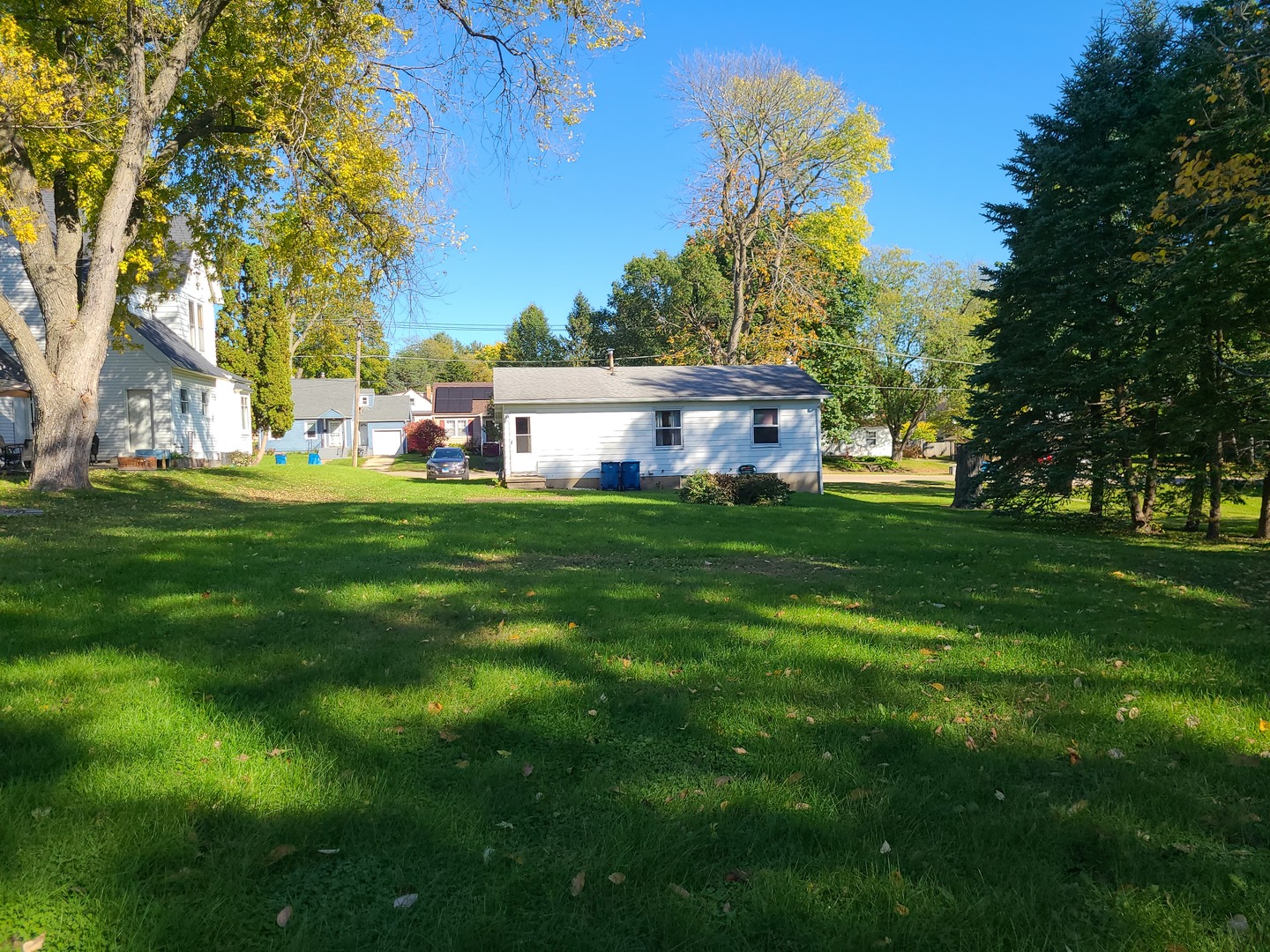 main property photo 12