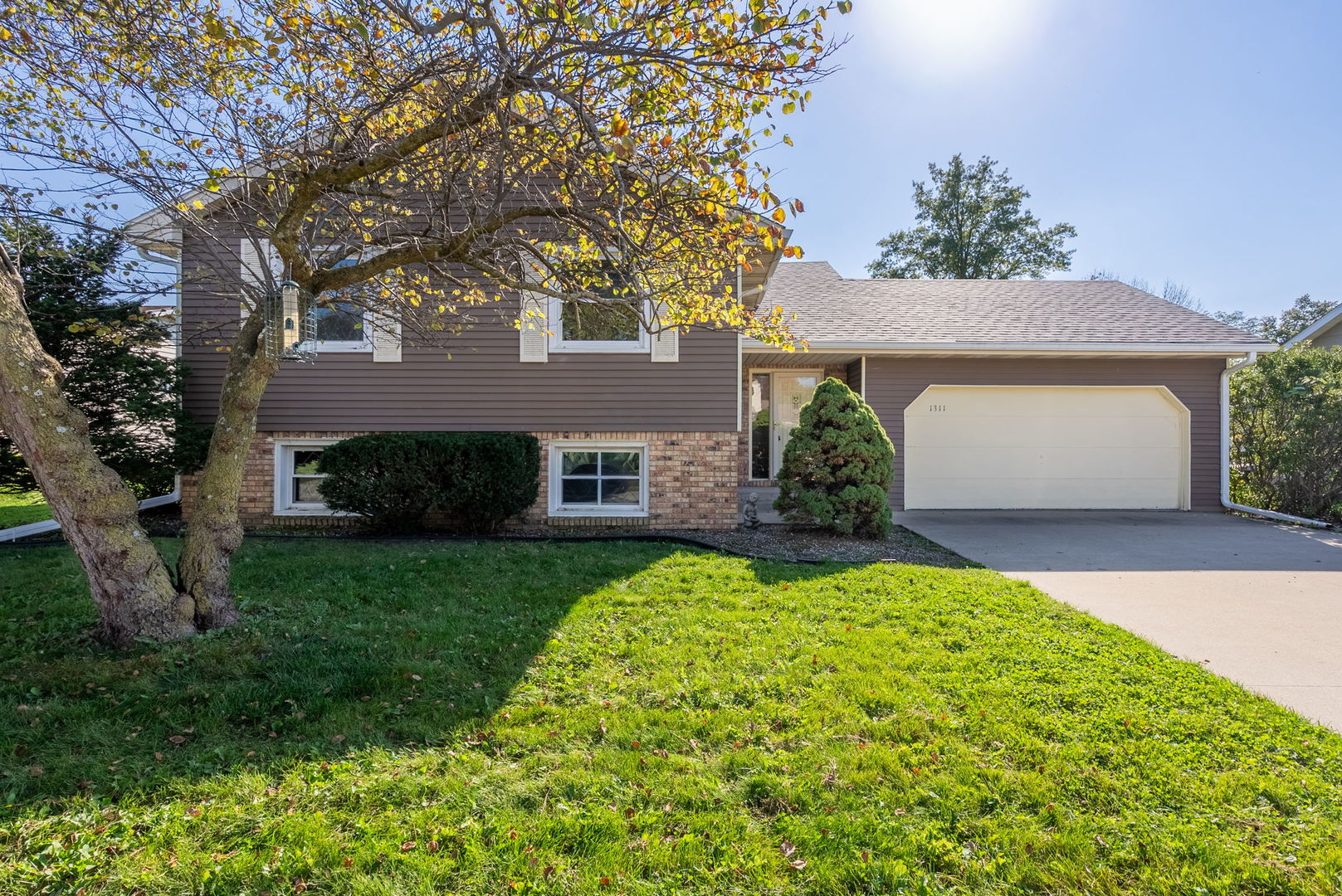 main property photo 0