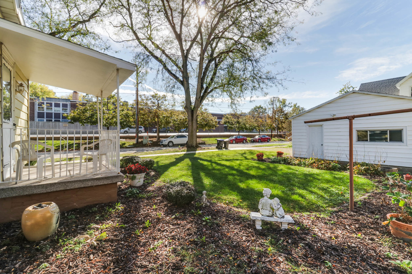 main property photo 28