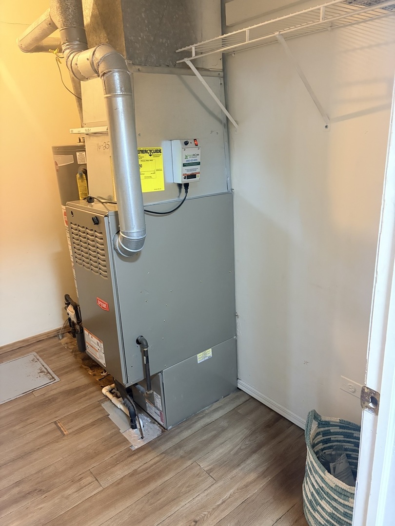 main property photo 32