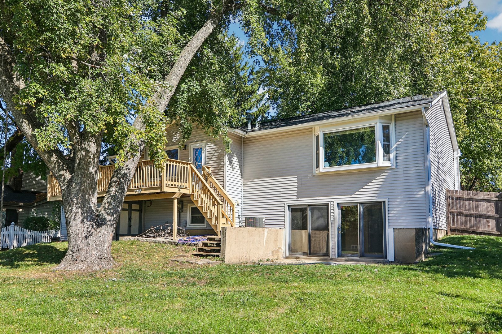 main property photo 26