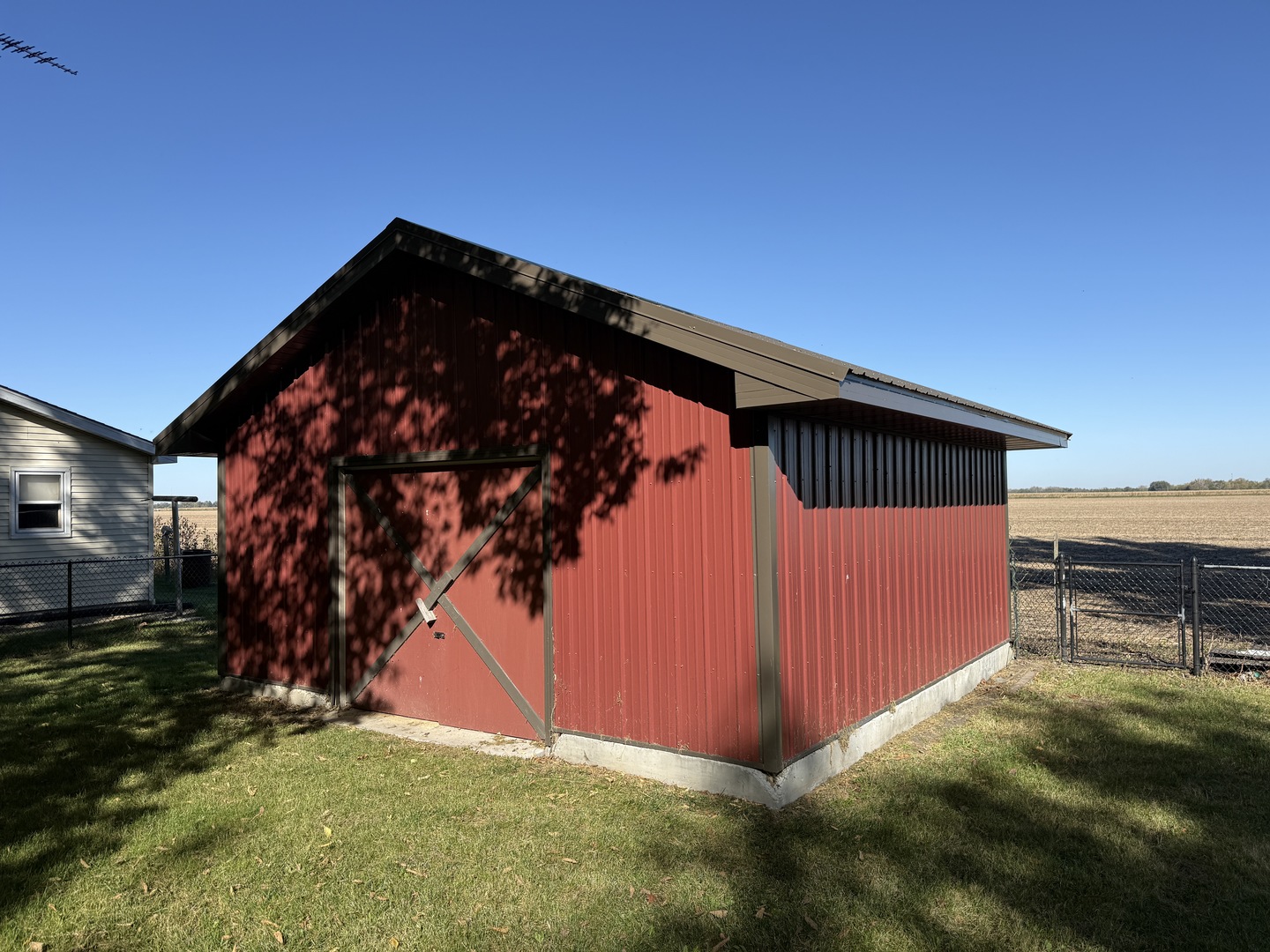 main property photo 19