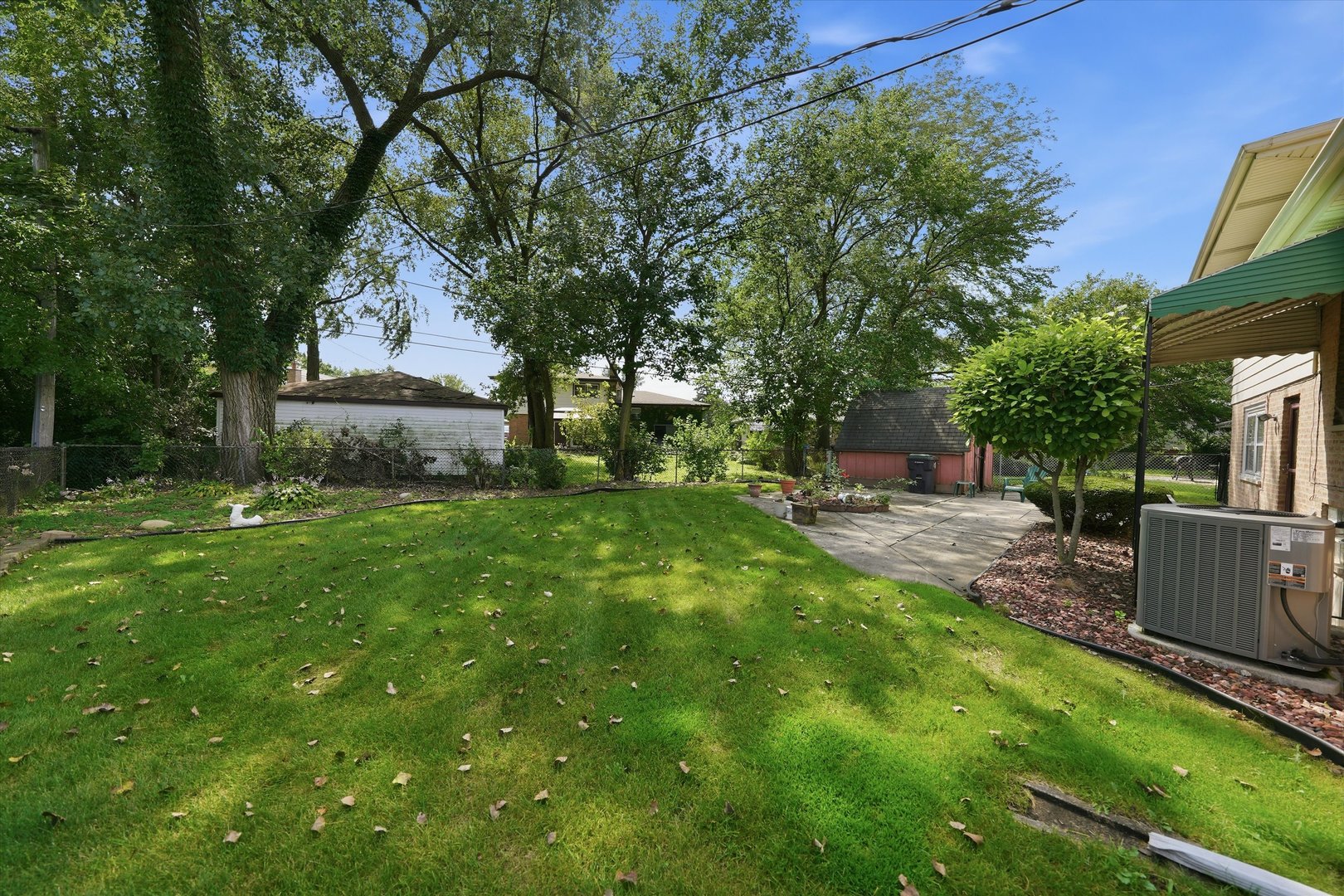 main property photo 27