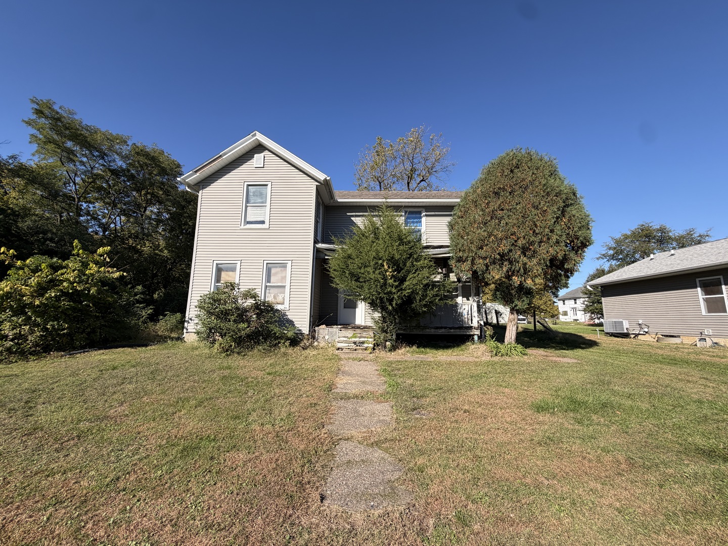 main property photo 4