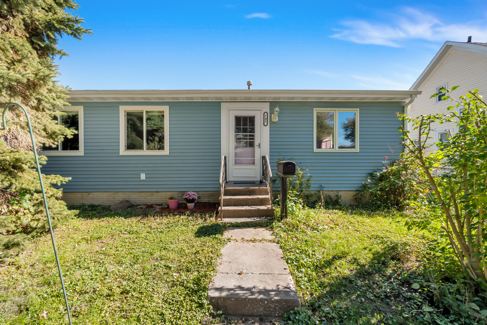 main property photo 0