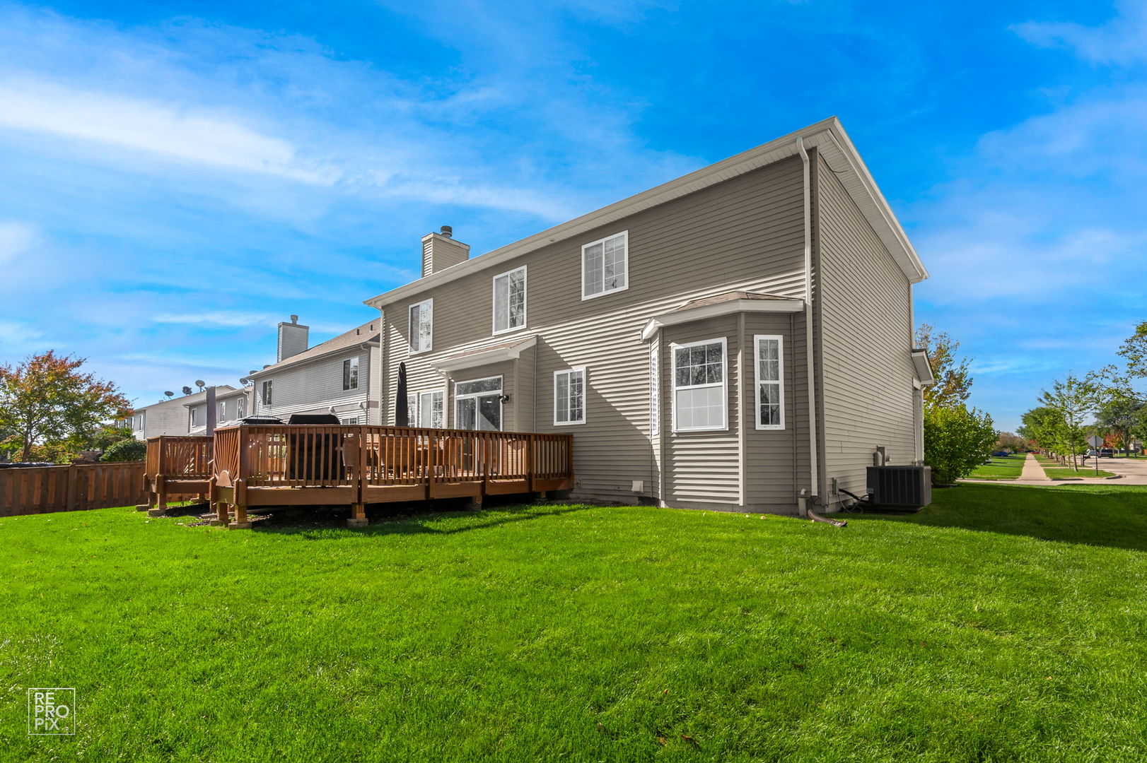 main property photo 19
