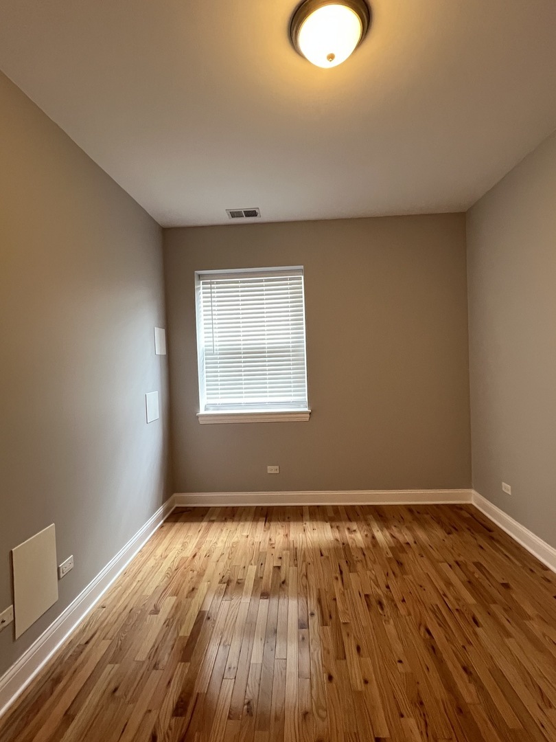 property viewer photo 11