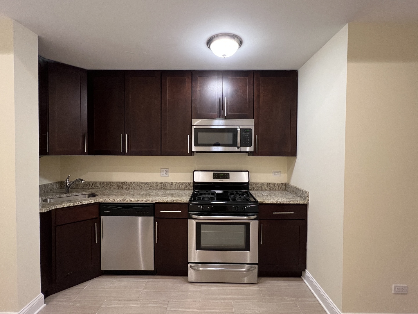 property viewer photo 5