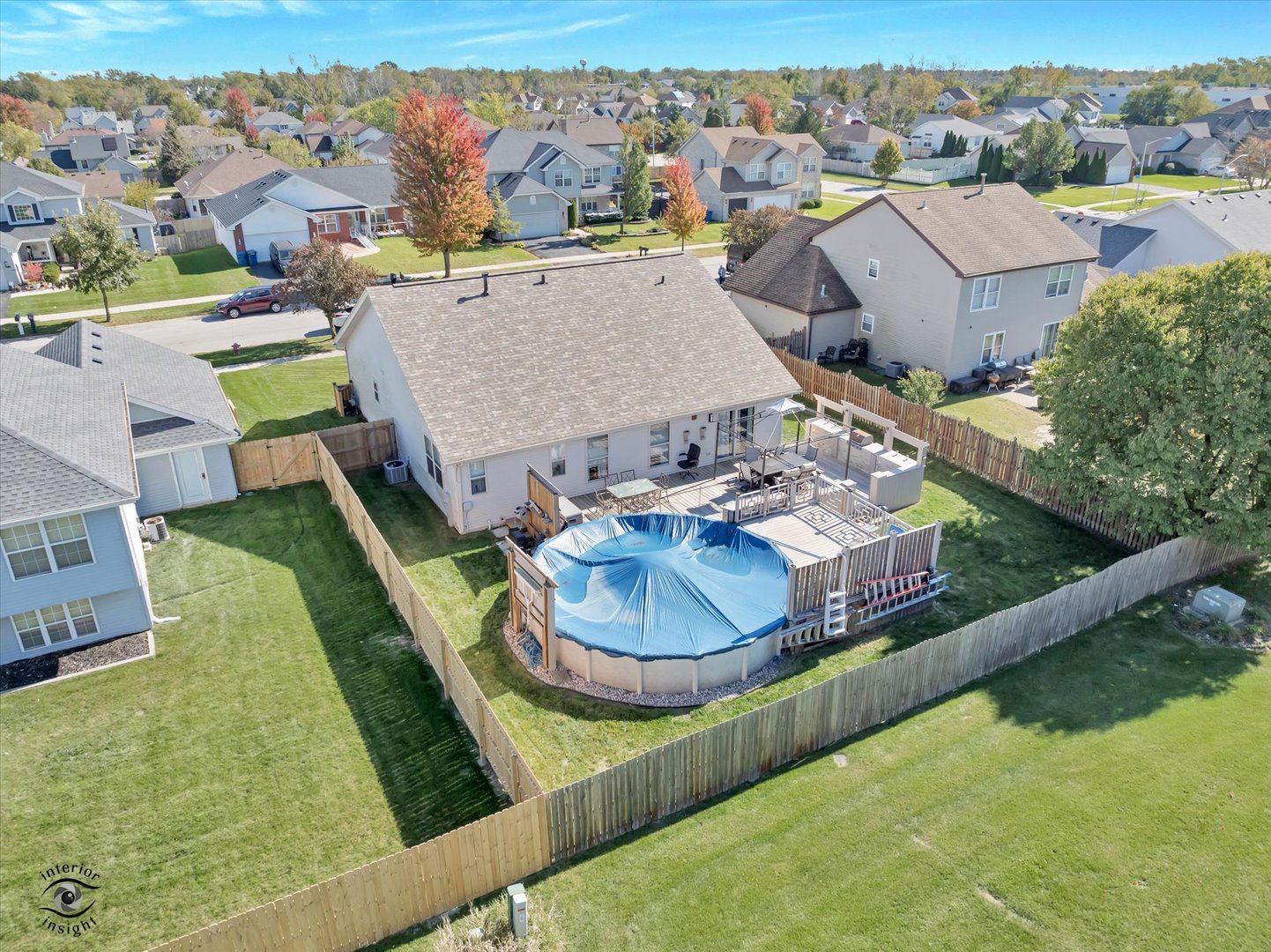 main property photo 28