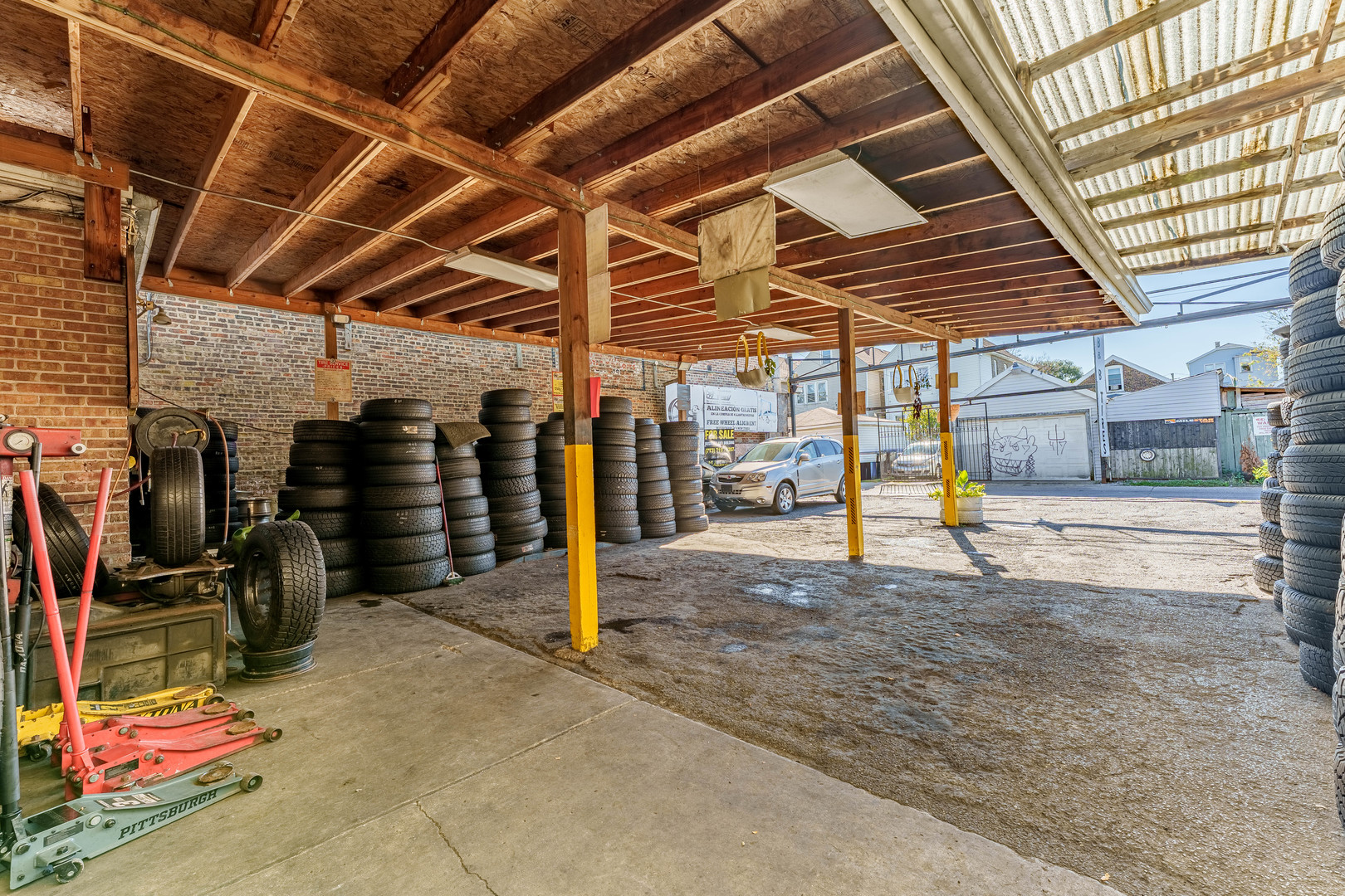 main property photo 18
