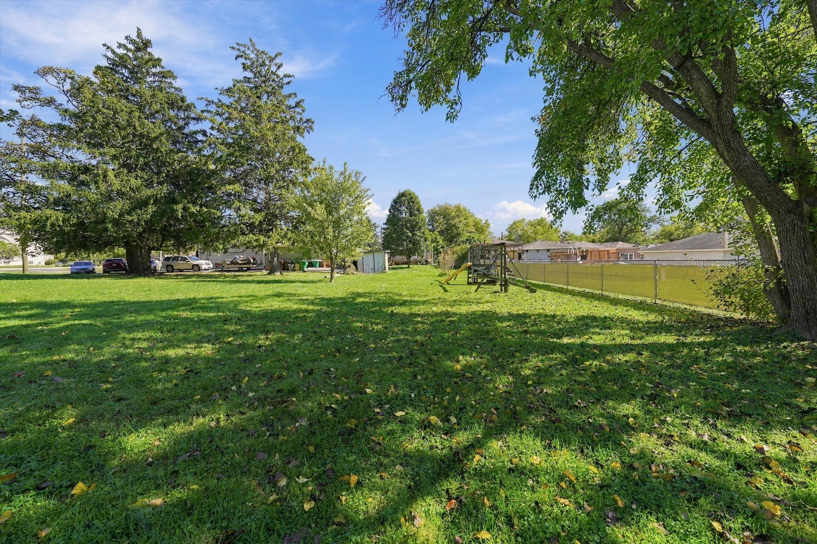 main property photo 37