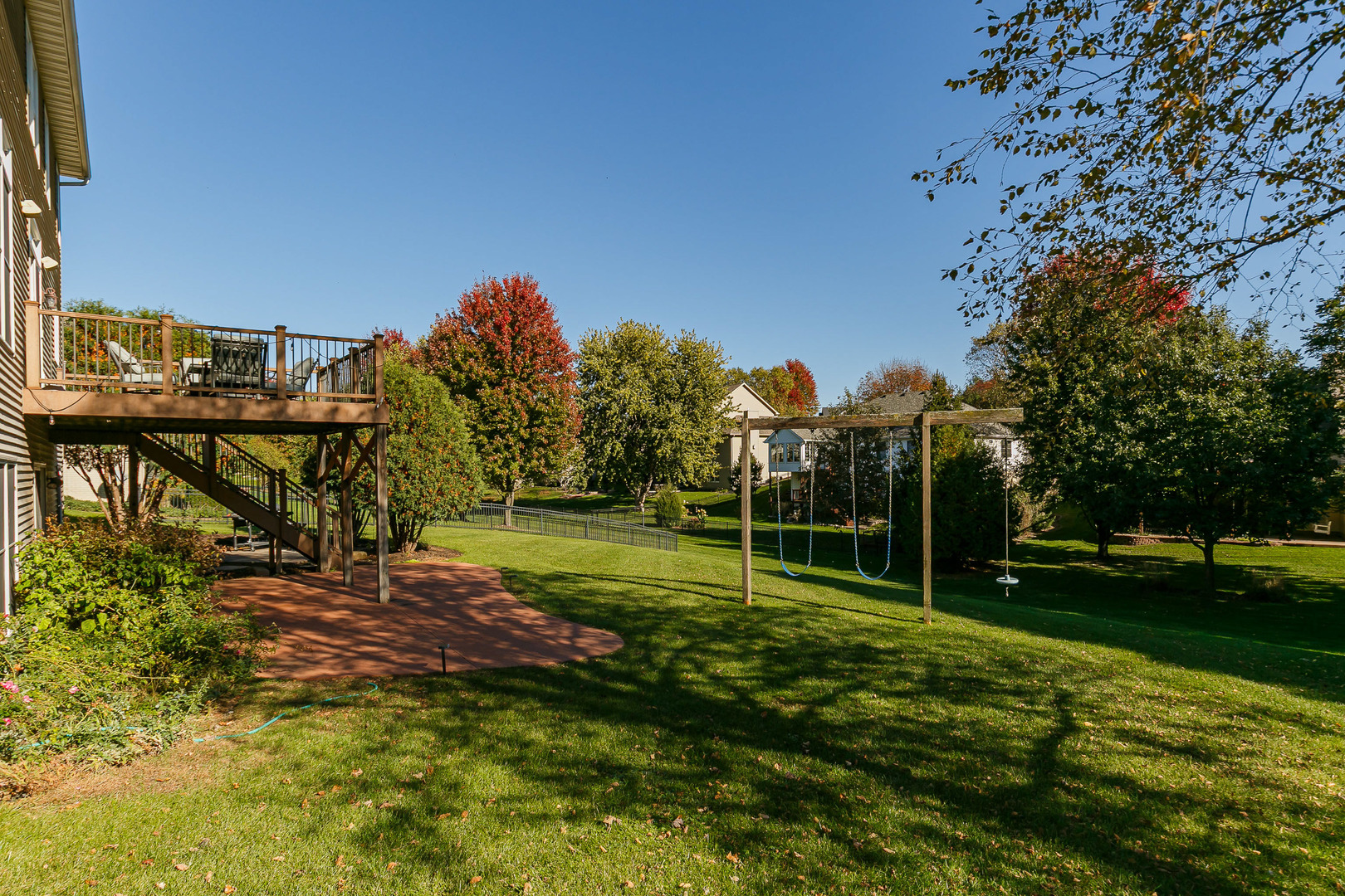 main property photo 6