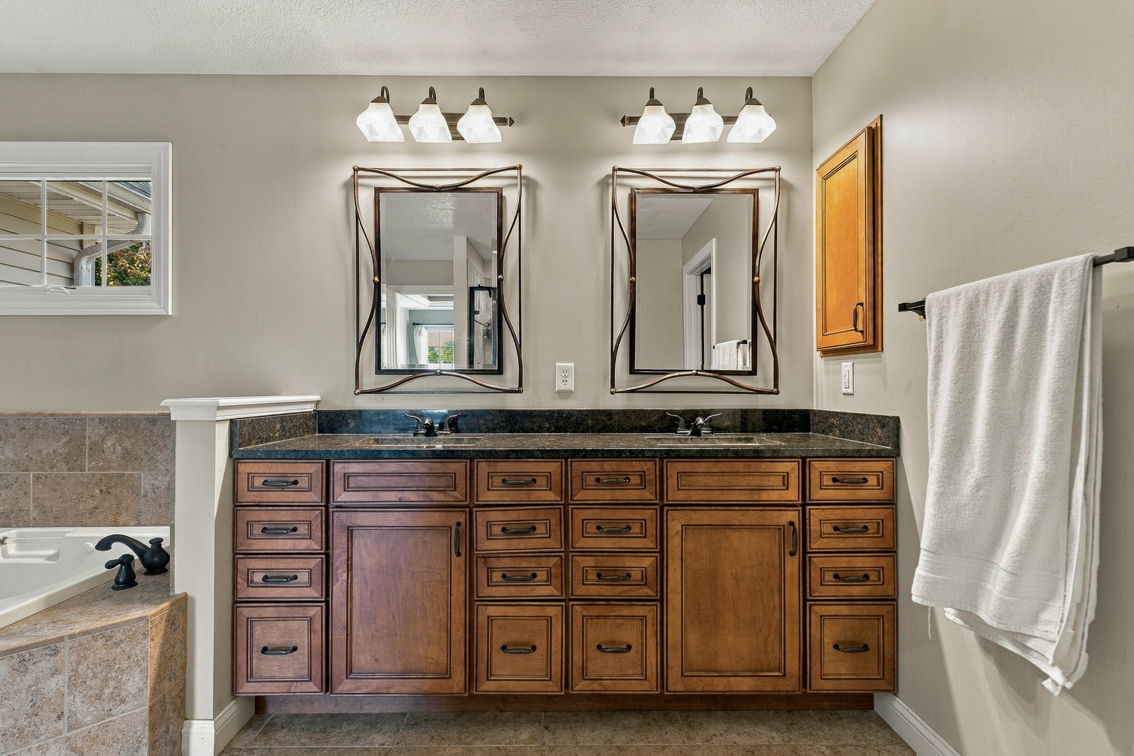 main property photo 61