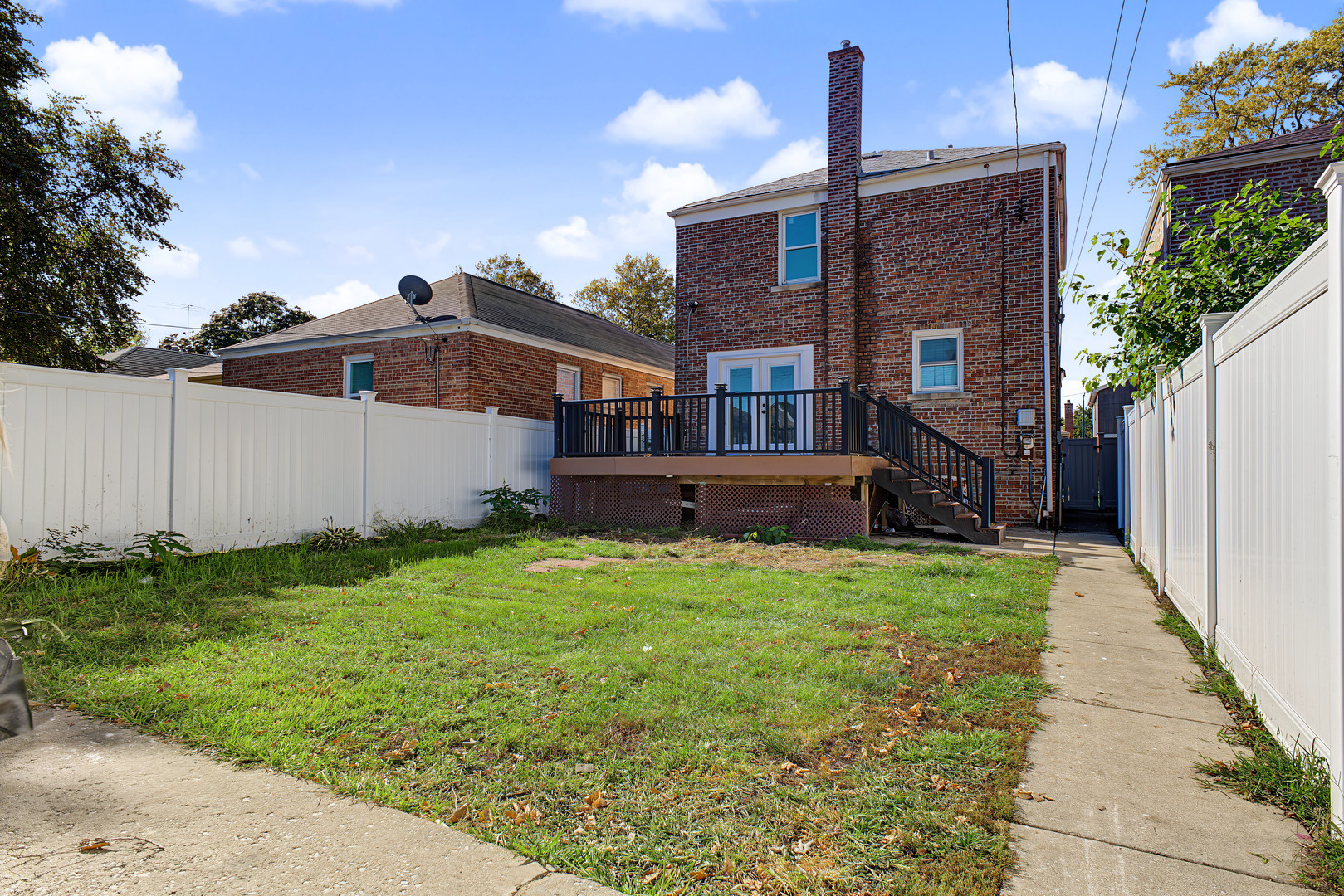 main property photo 29