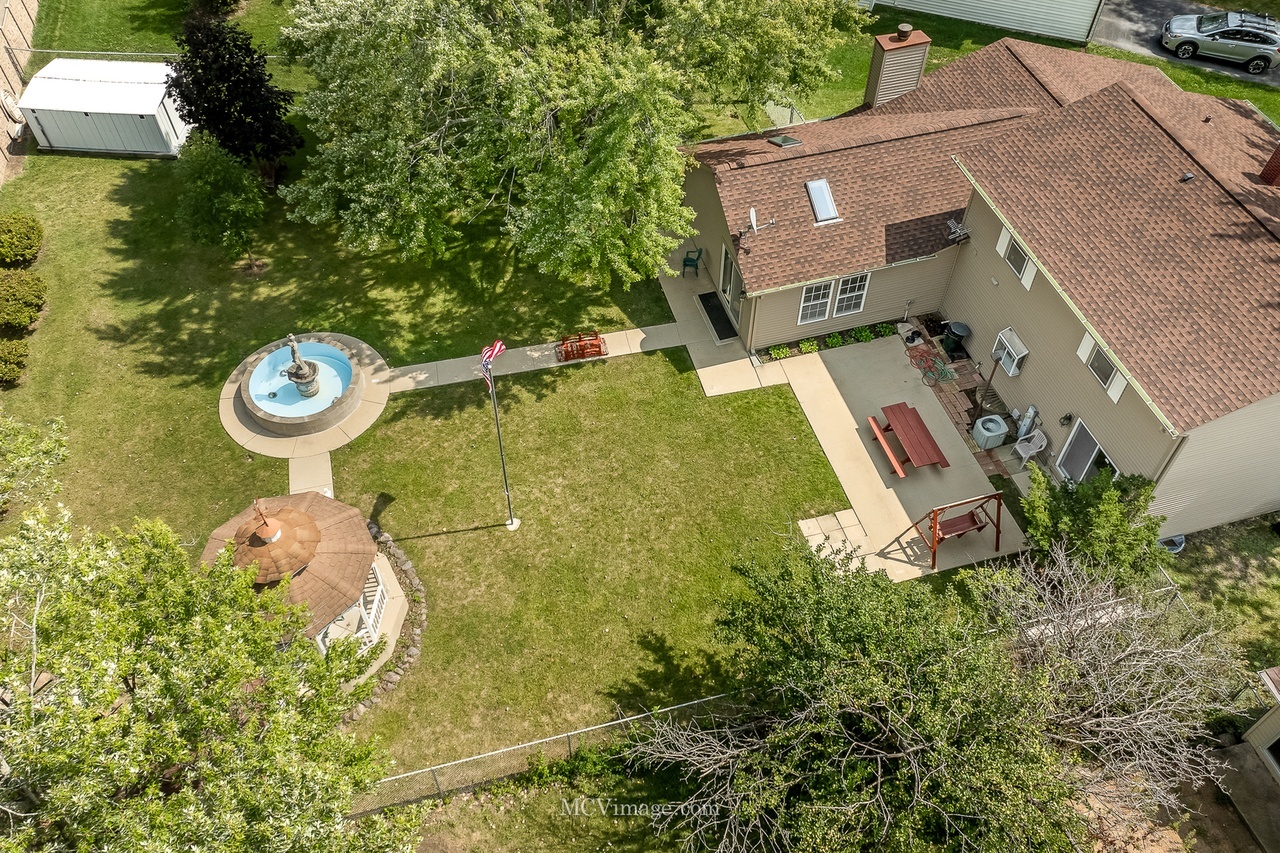 main property photo 27