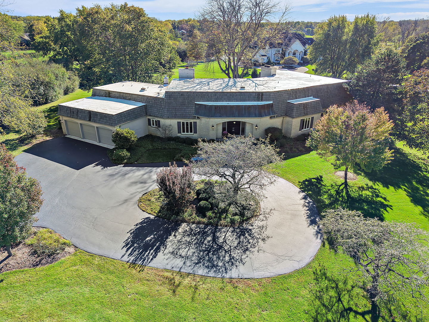main property photo 32