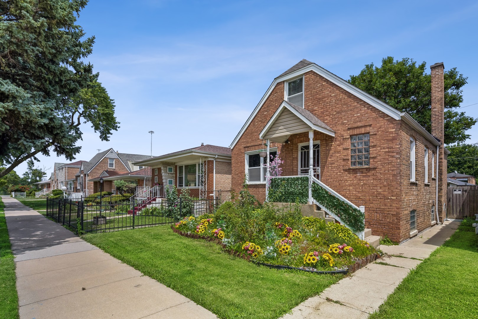 main property photo 22
