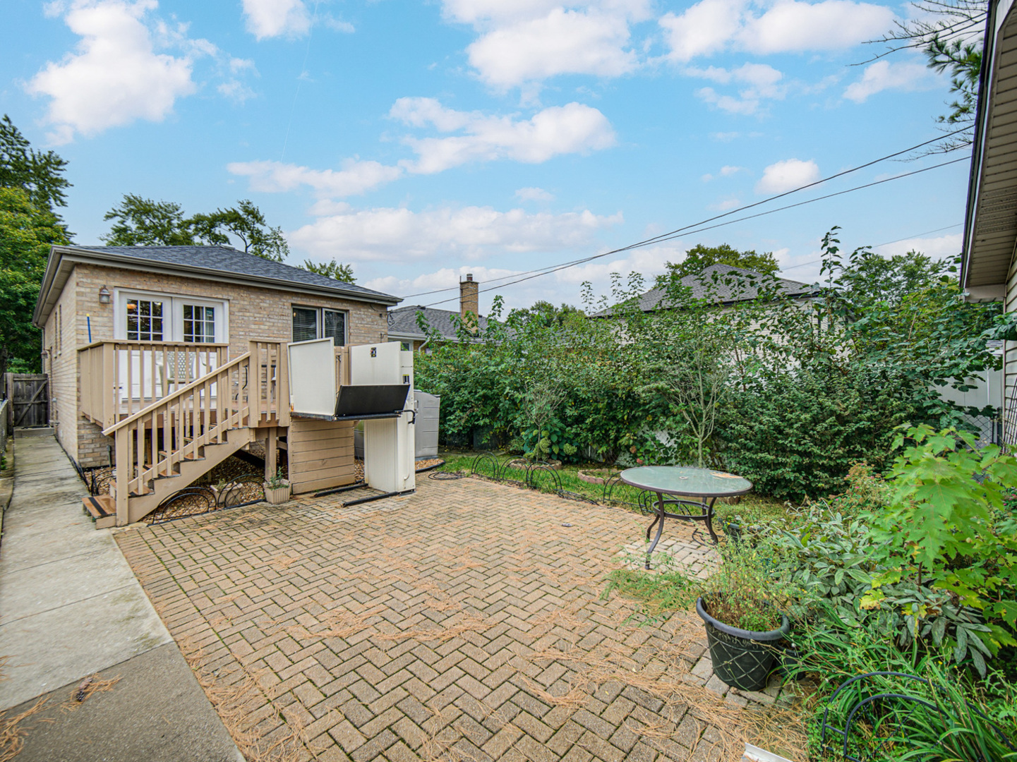 main property photo 20