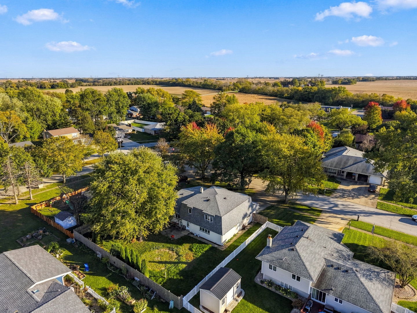 main property photo 18