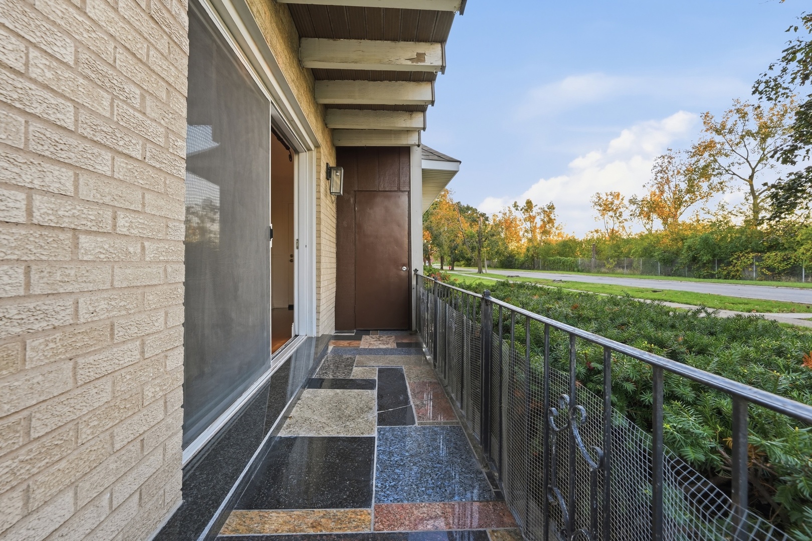 main property photo 26