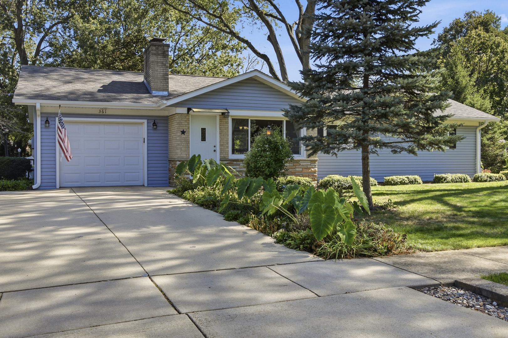 main property photo 0