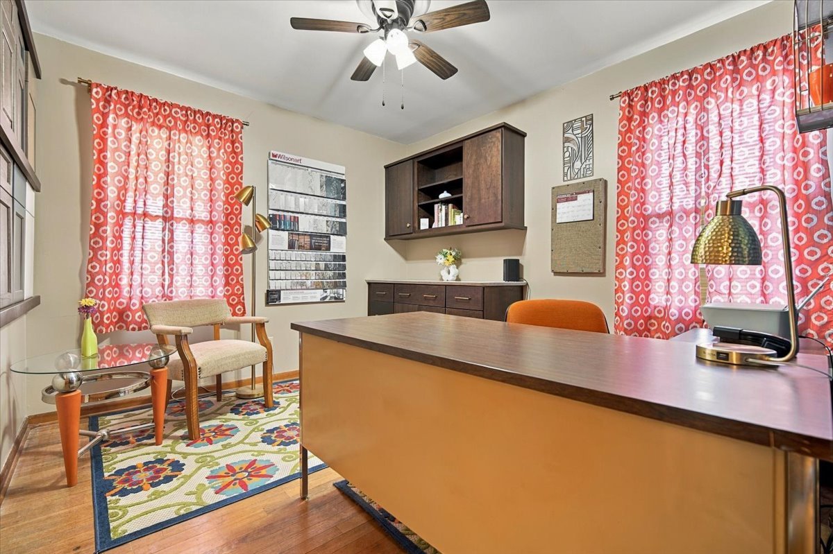 main property photo 22
