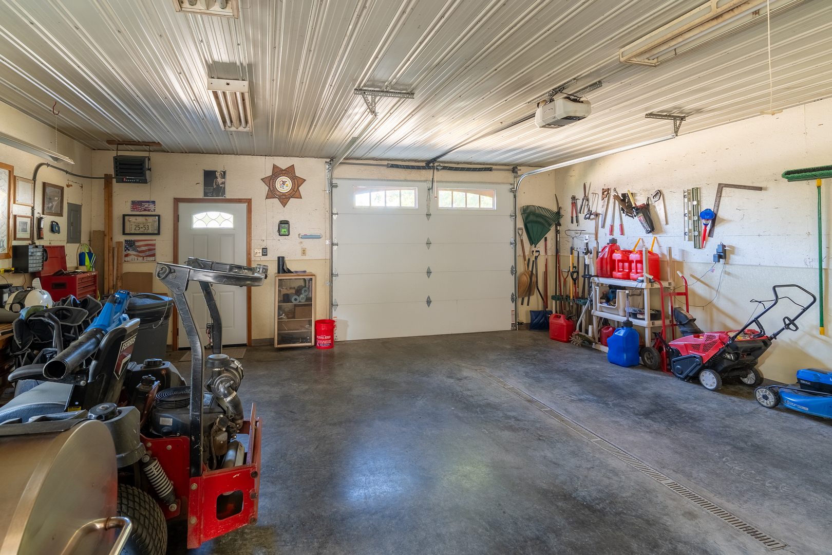 main property photo 49