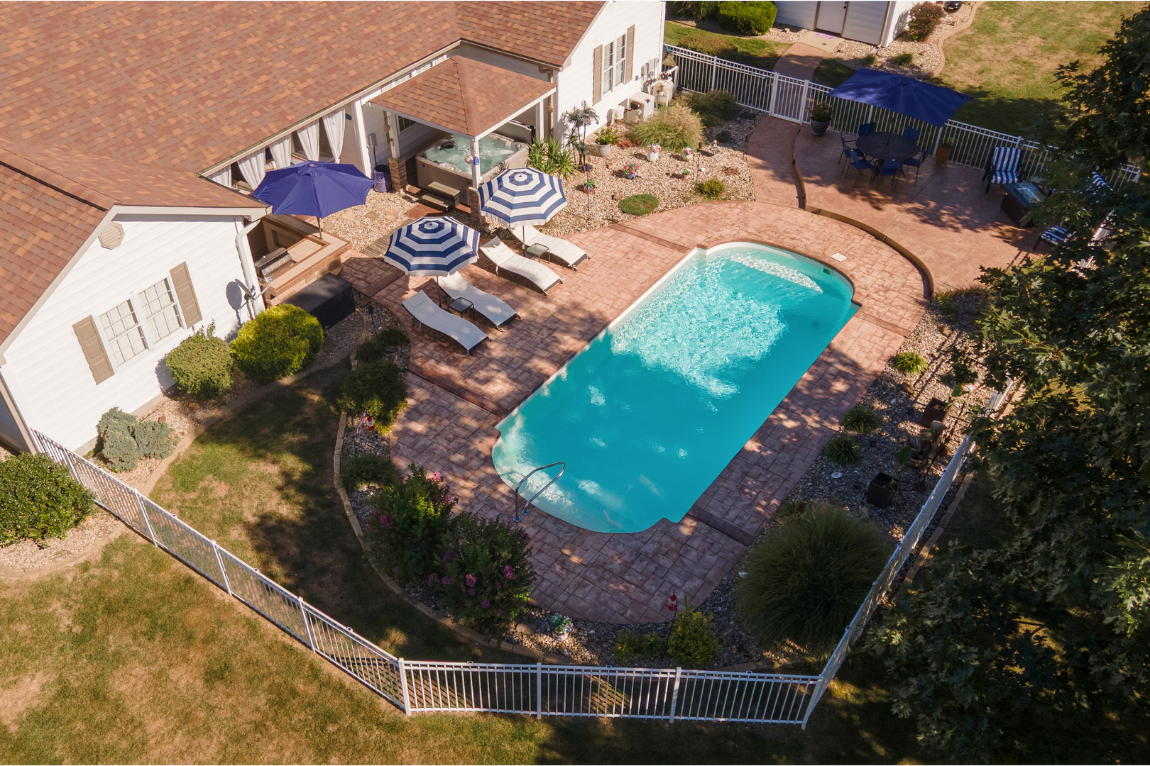 main property photo 58