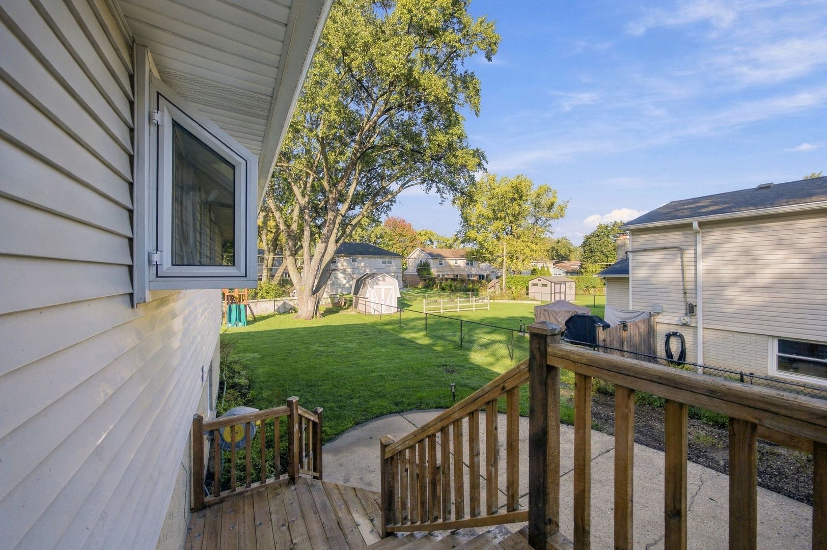 main property photo 31