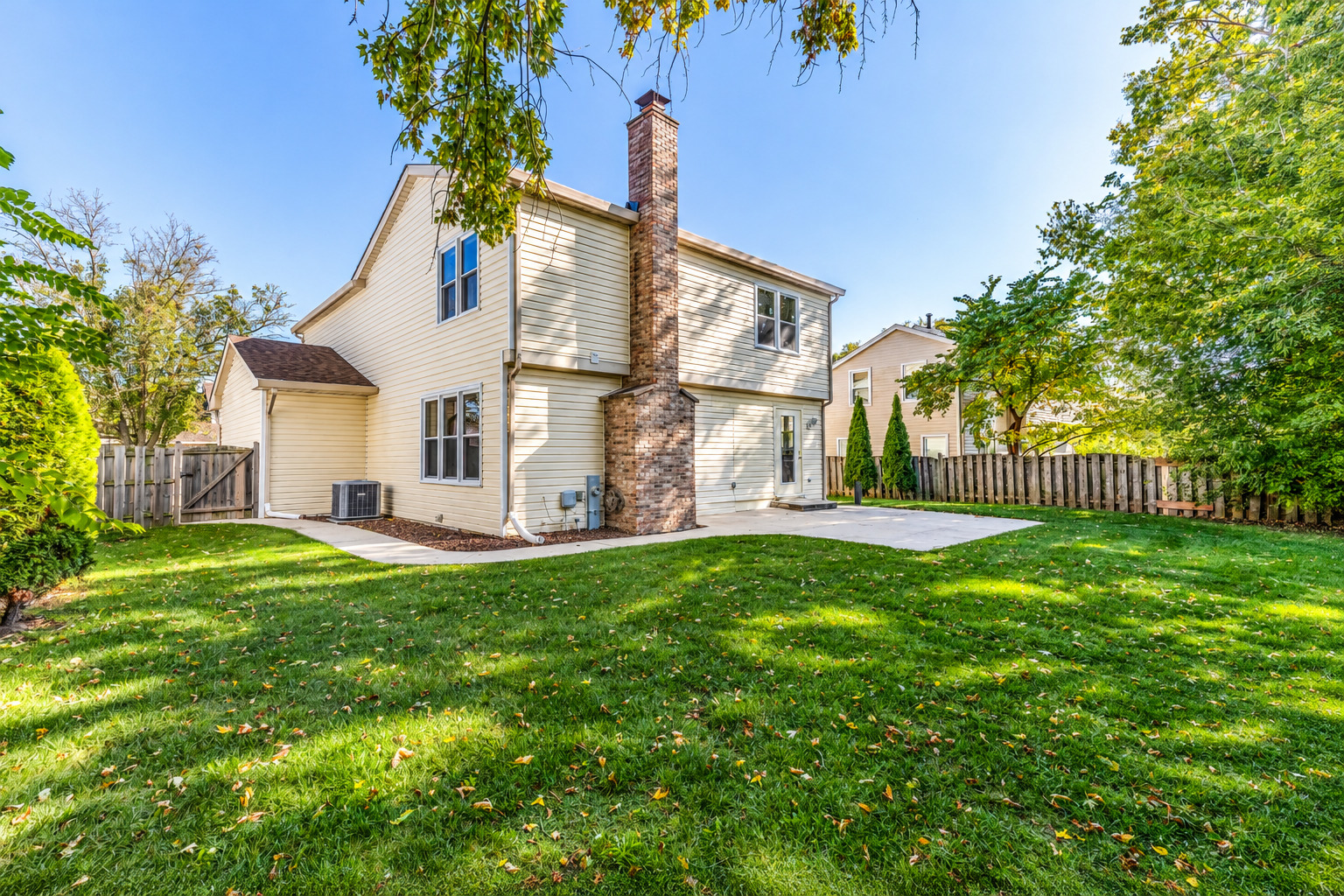 main property photo 40