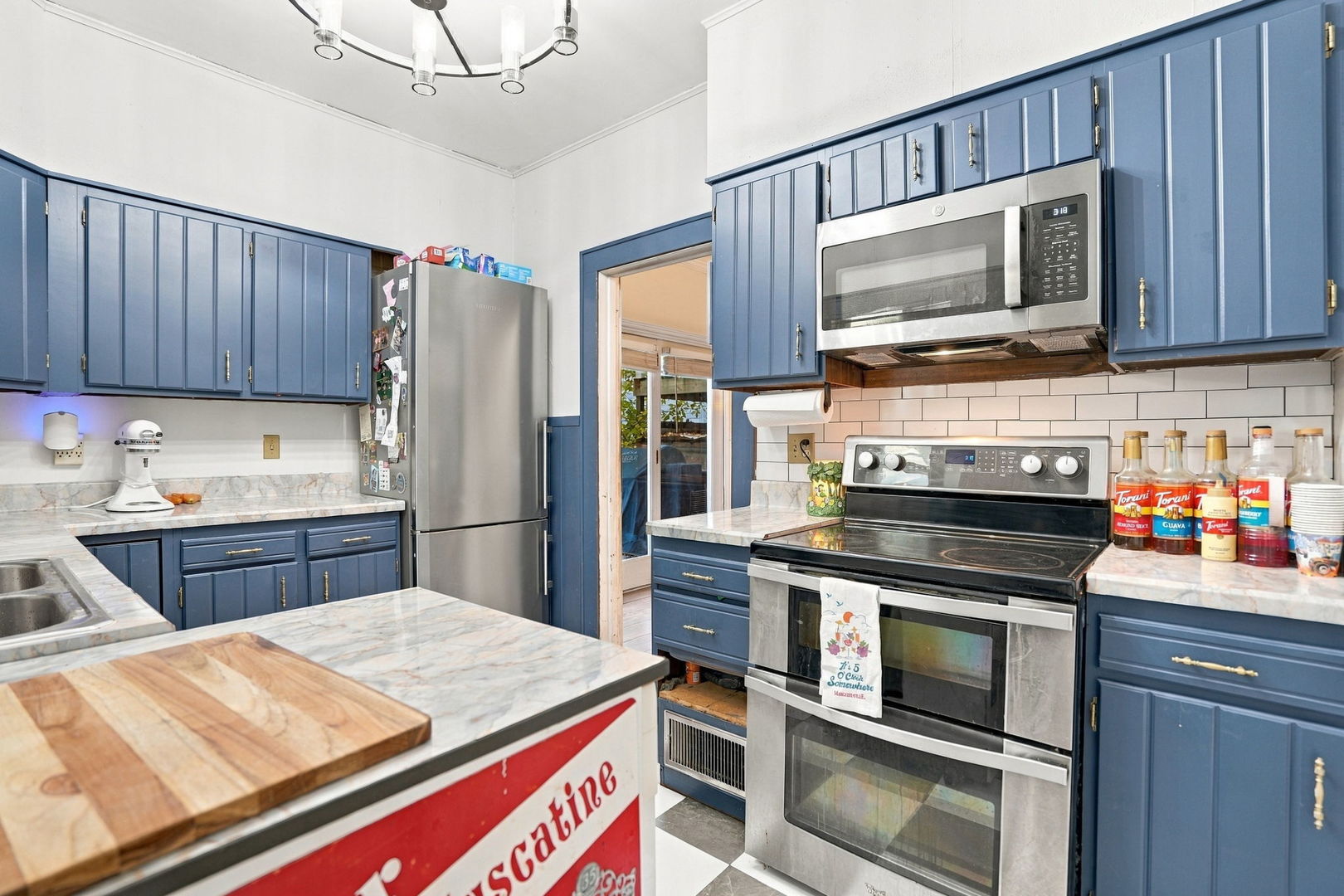 main property photo 8