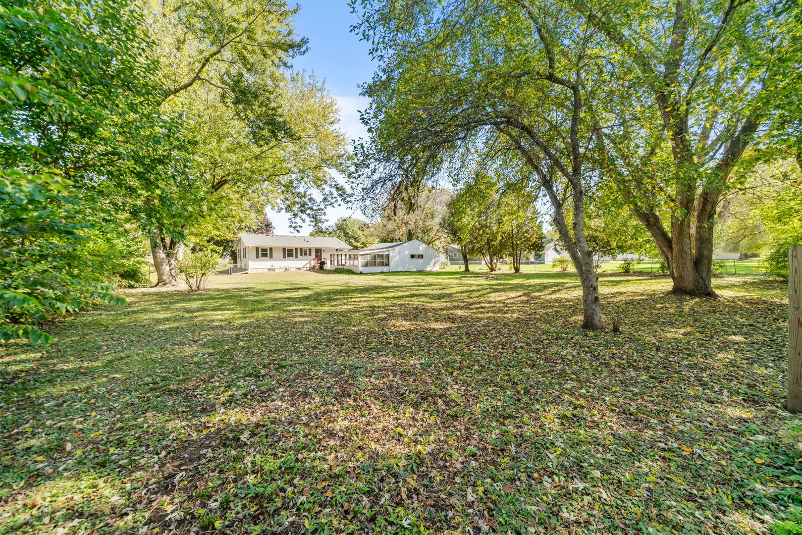 main property photo 22