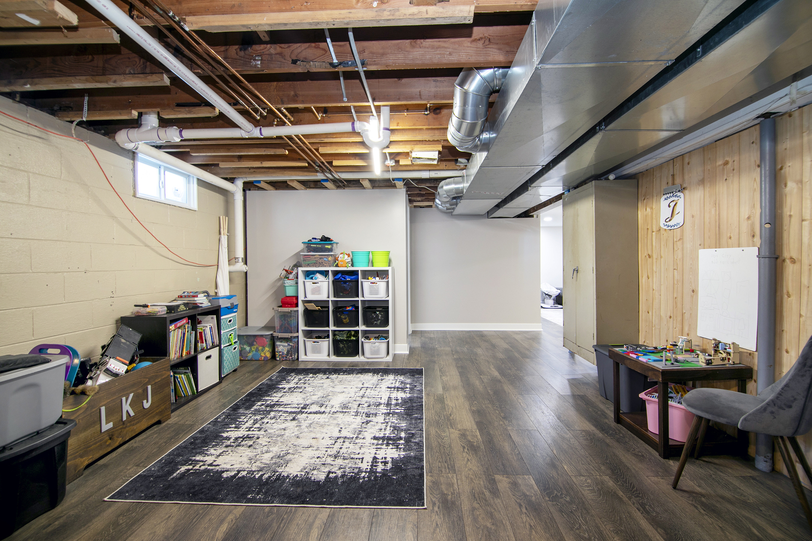 main property photo 28