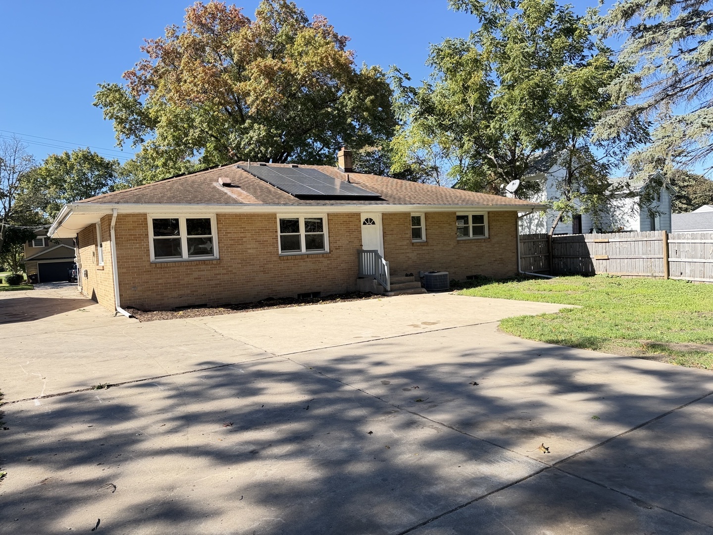 main property photo 41