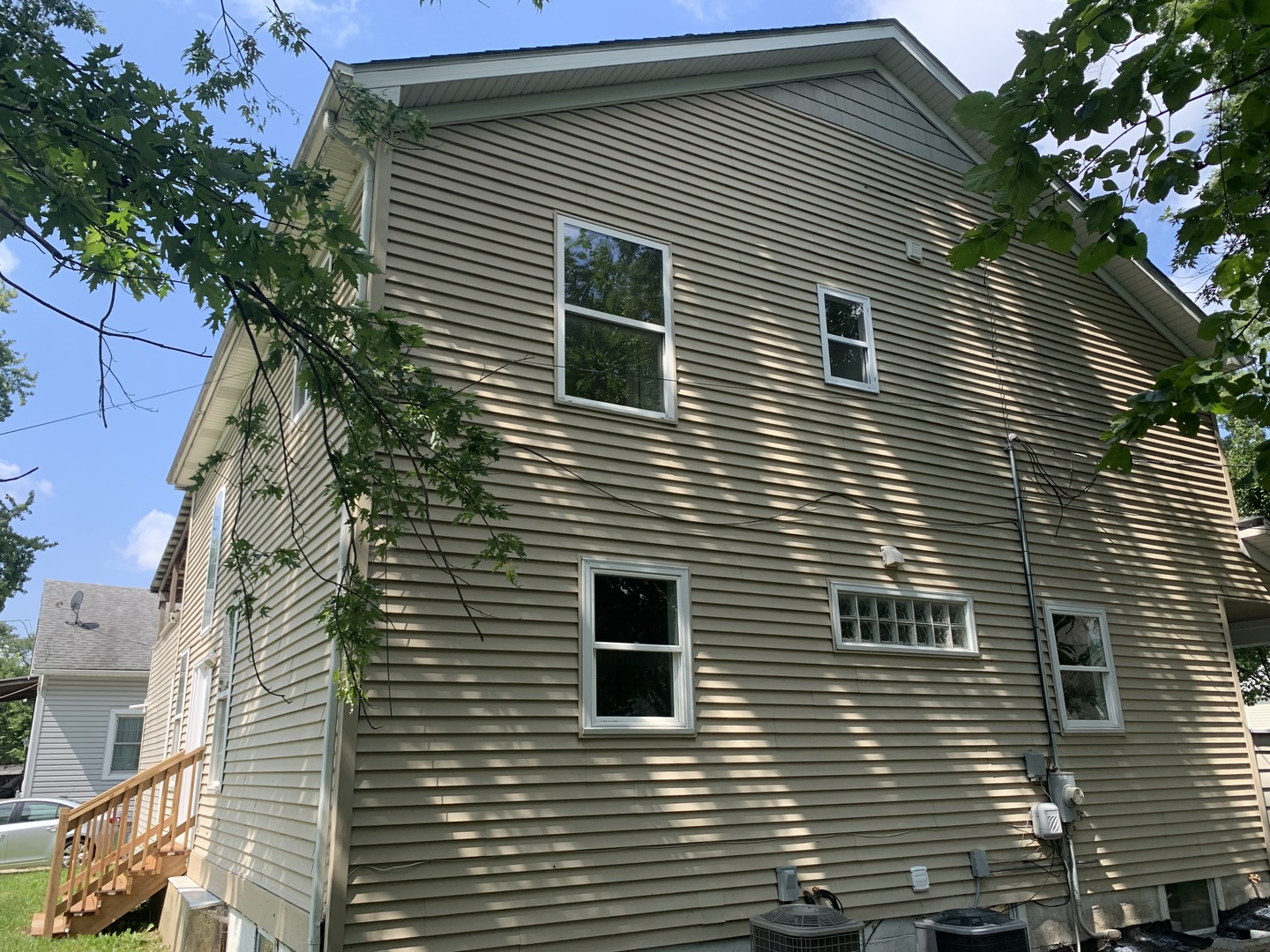 main property photo 31