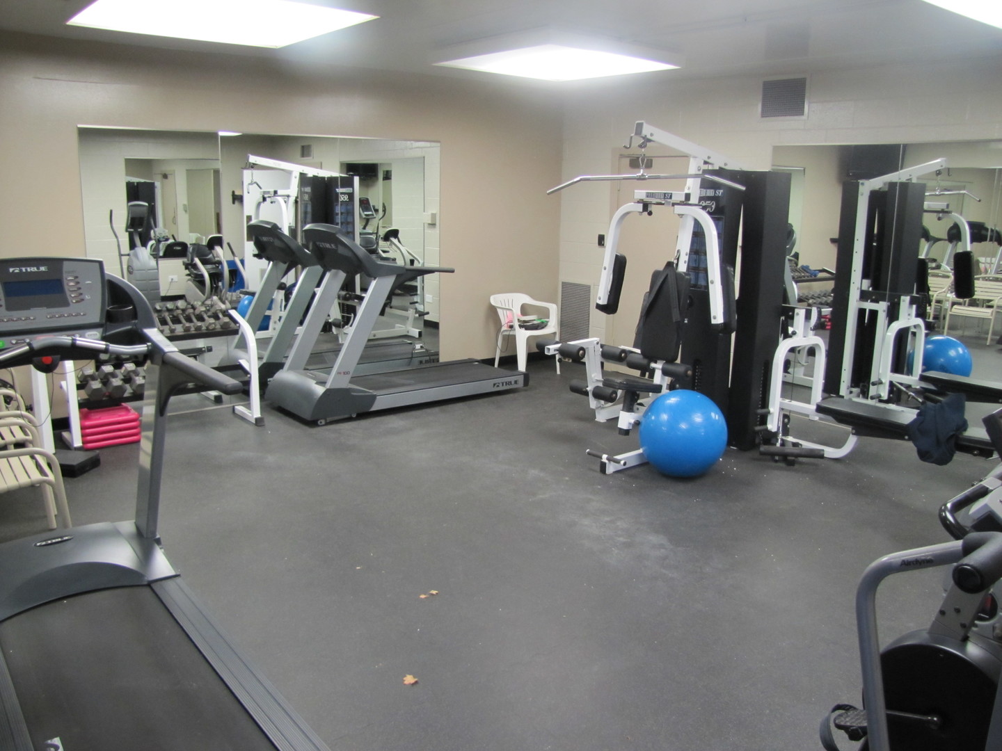 main property photo 24