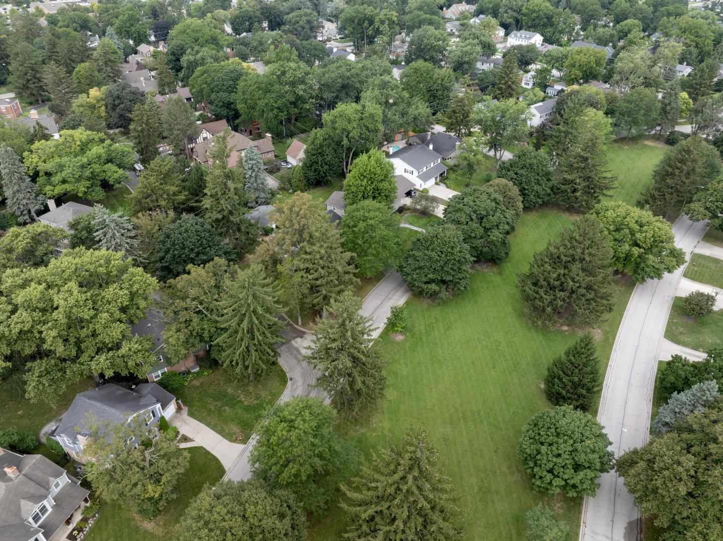 main property photo 43
