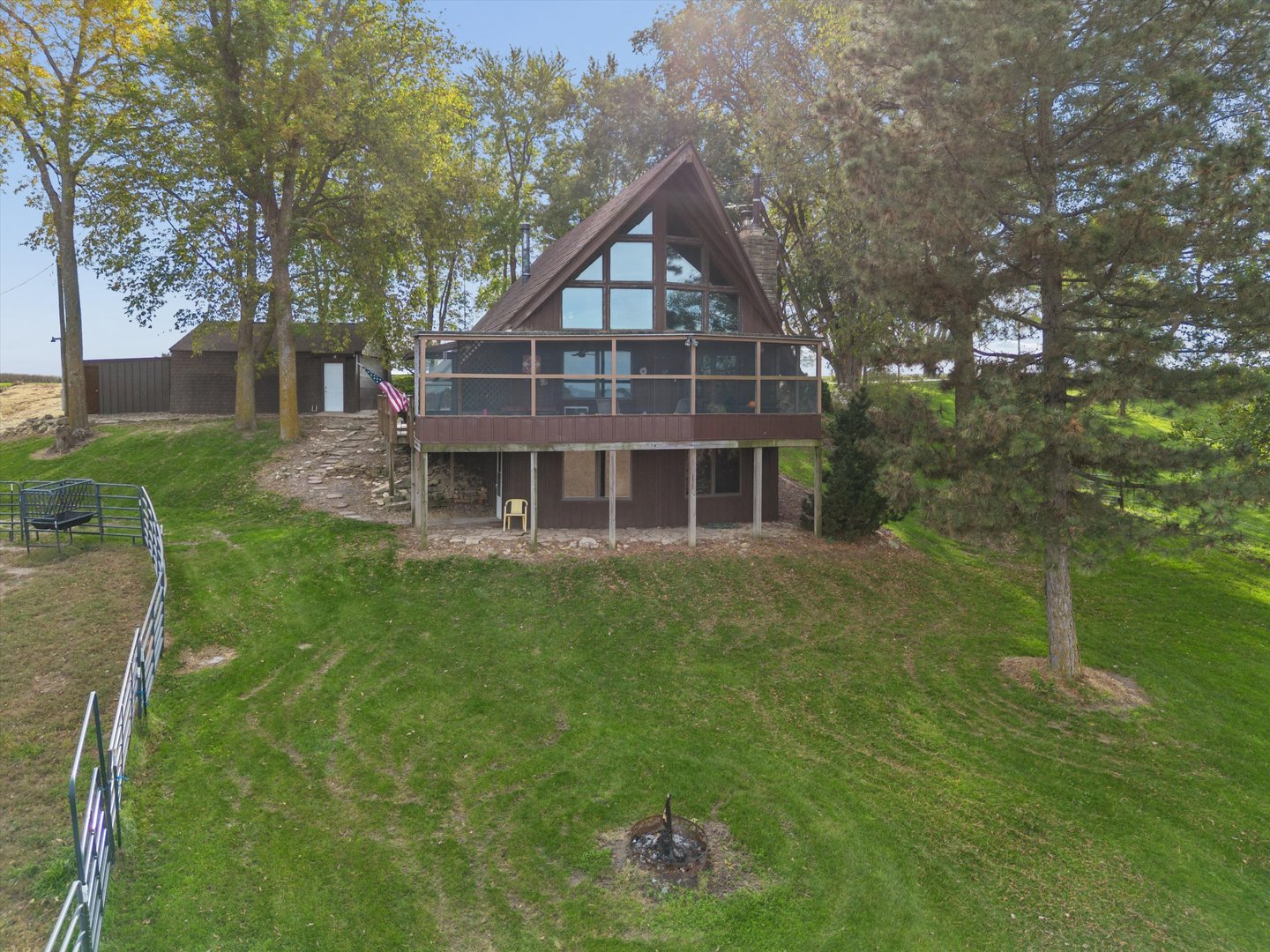 main property photo 0