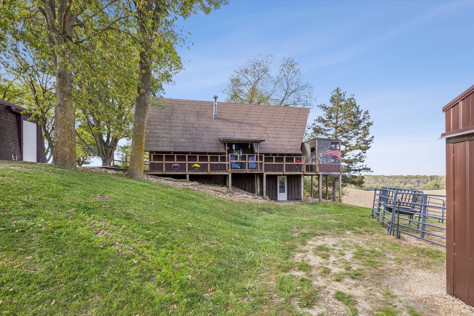 main property photo 15