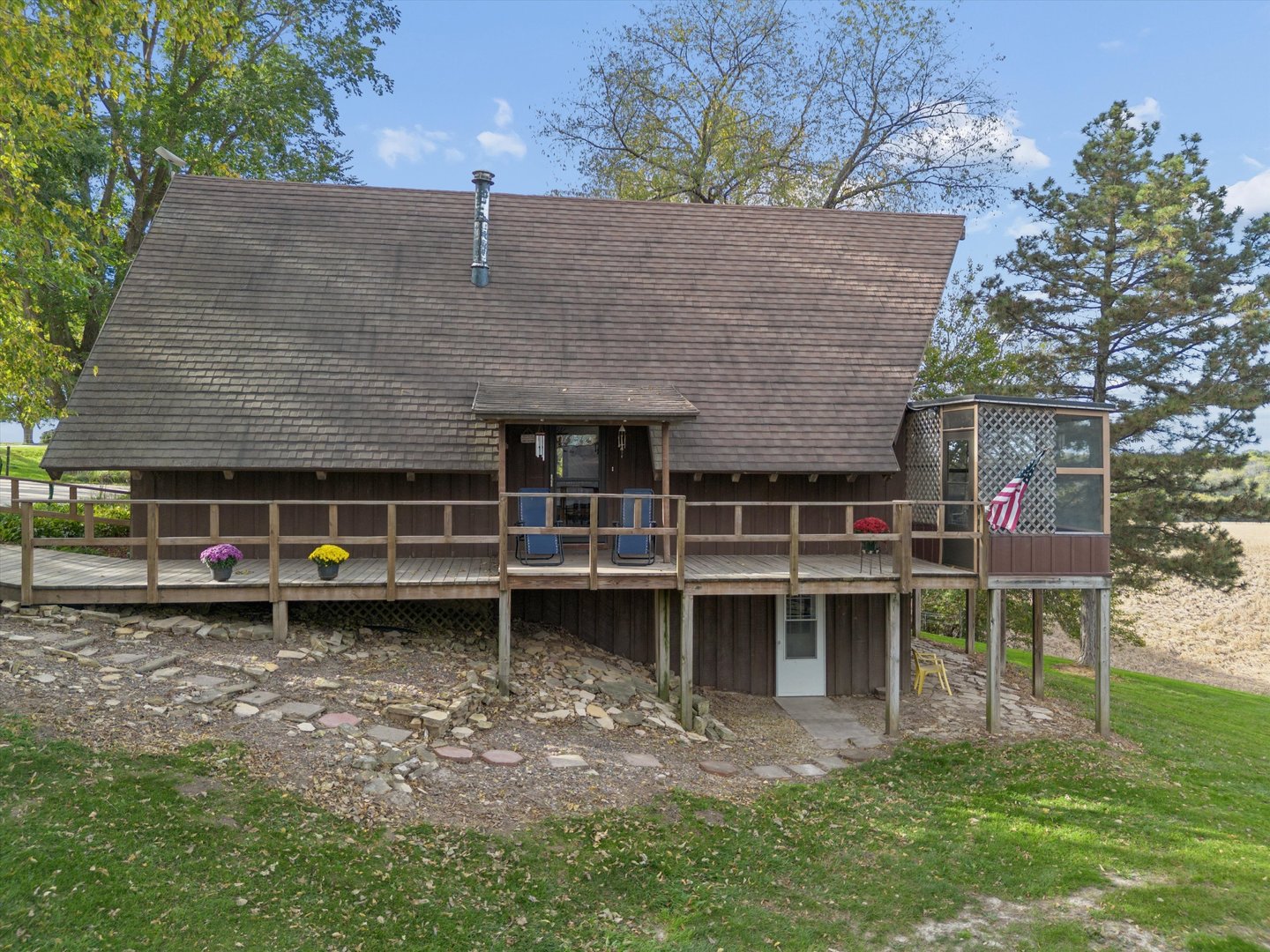 main property photo 70