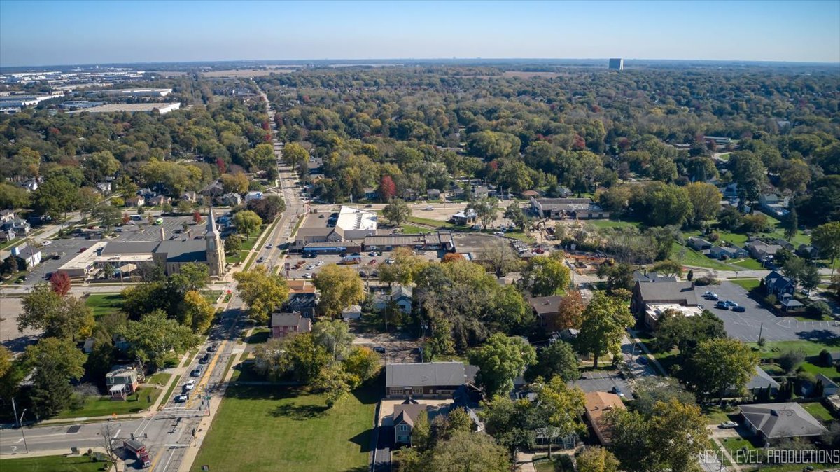 main property photo 34