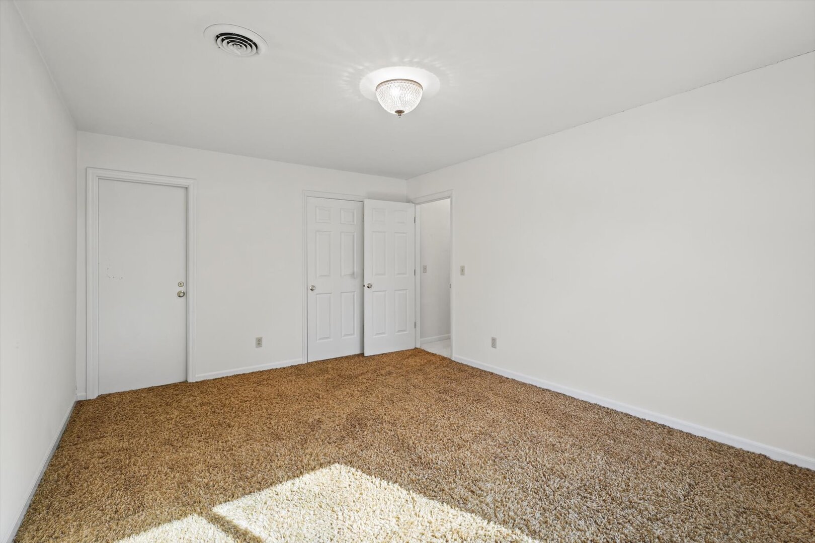 main property photo 70
