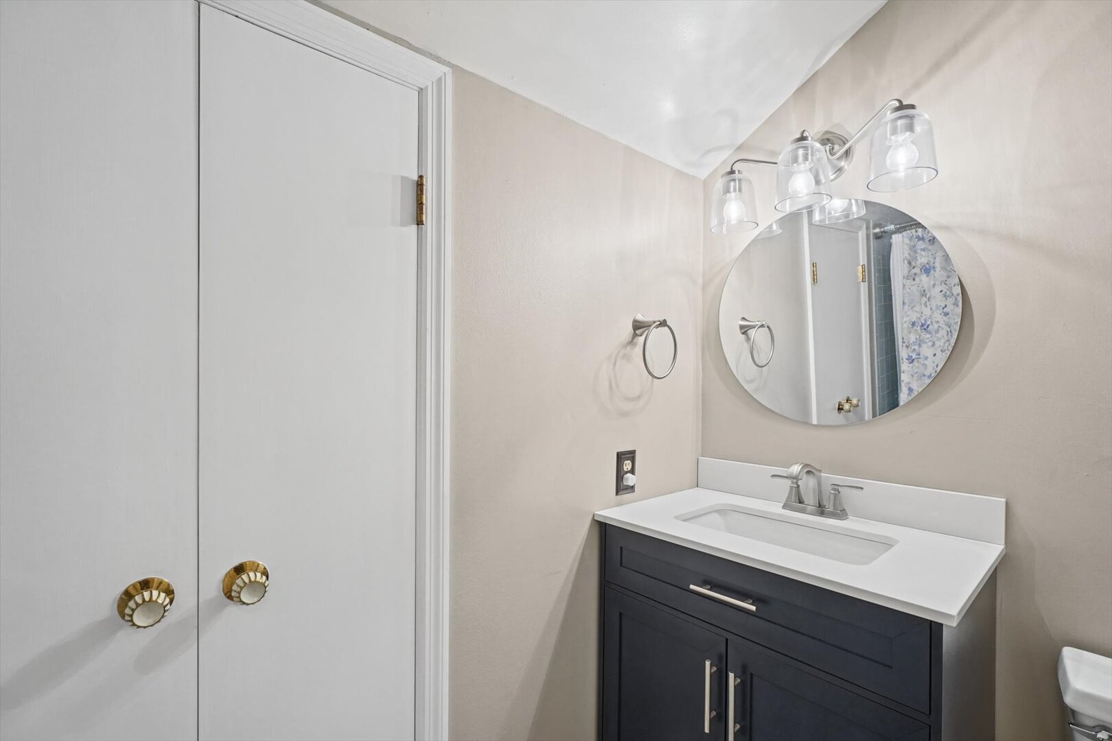 main property photo 71