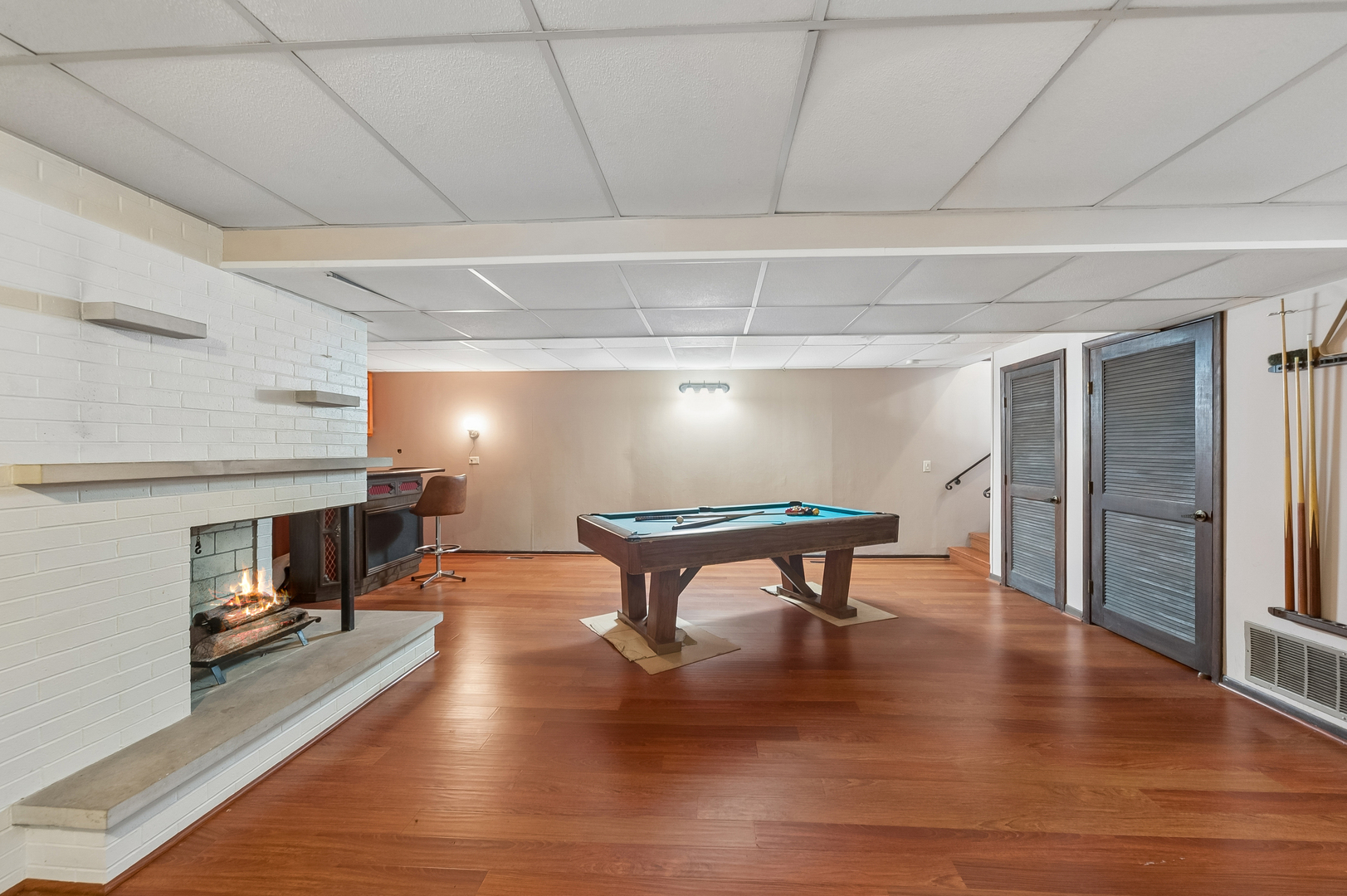 main property photo 18