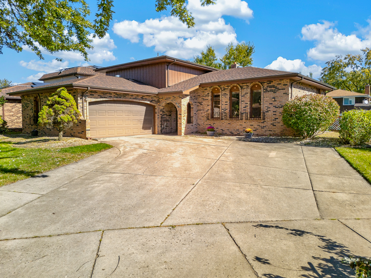main property photo 46