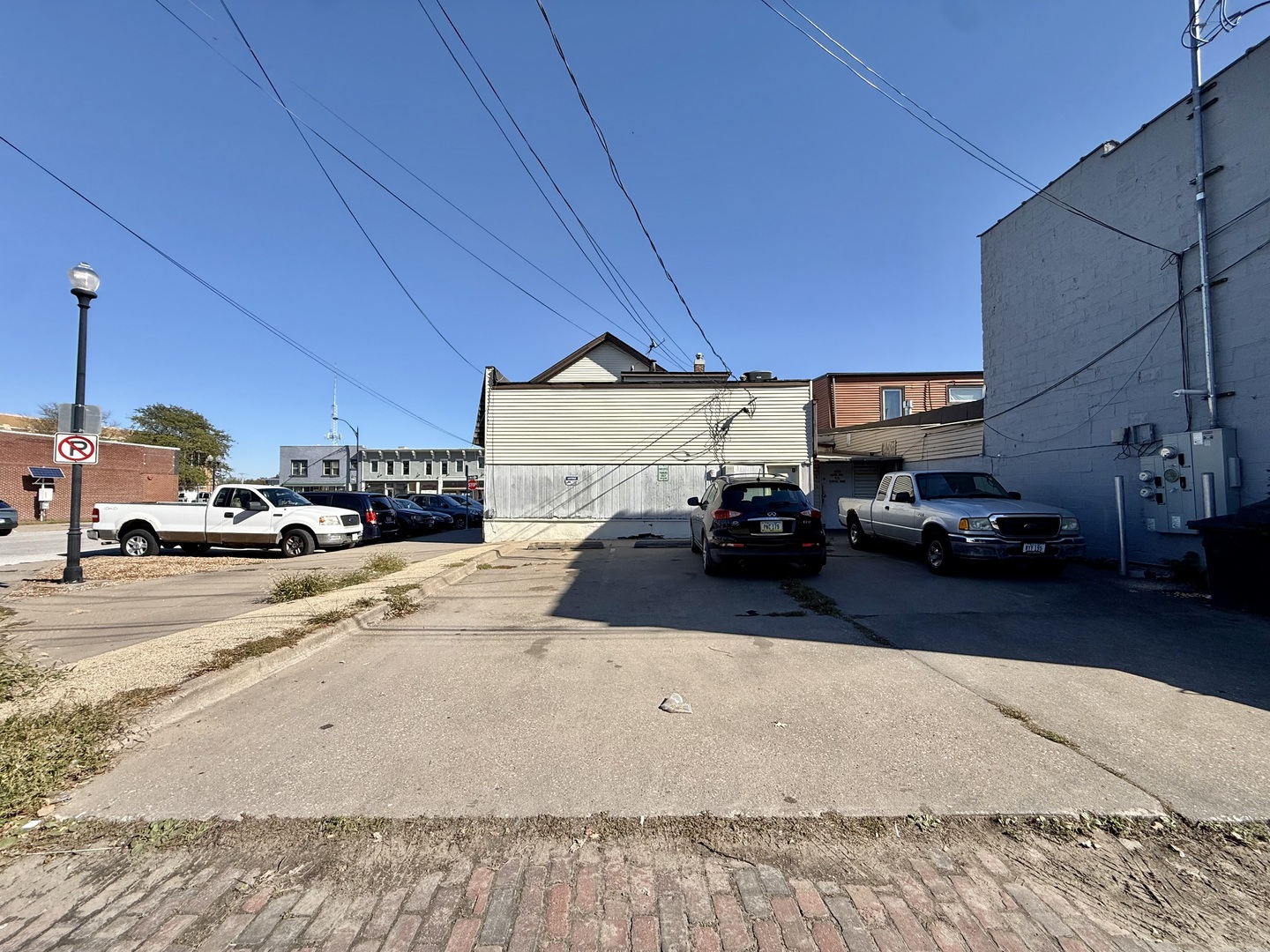 main property photo 27